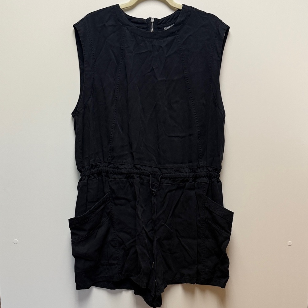 Cala Black Sleeveless Romper